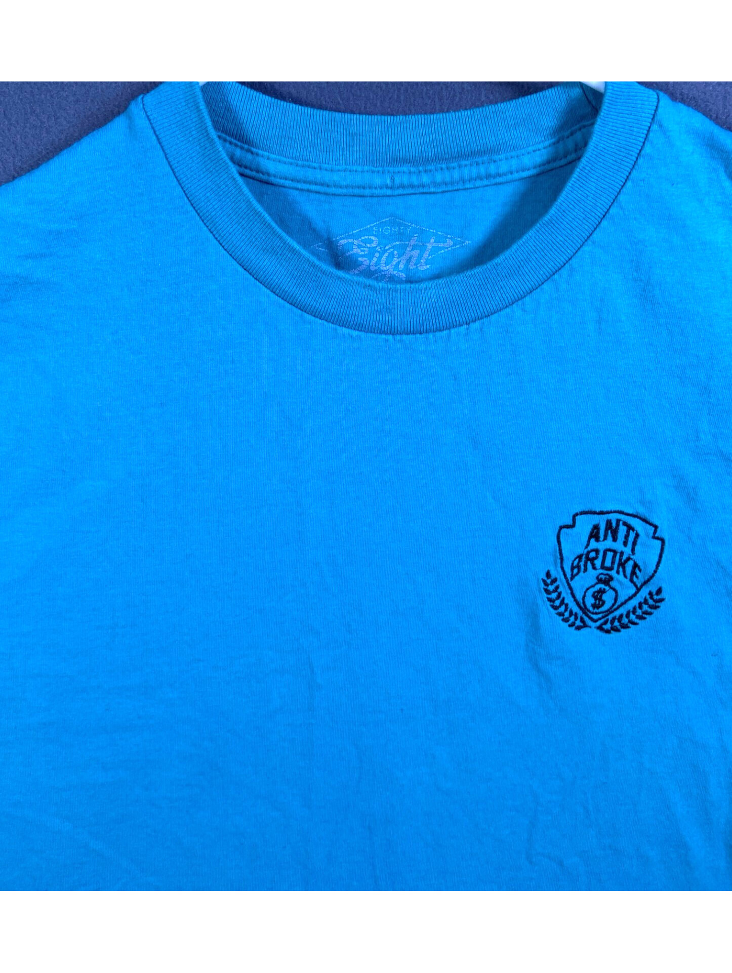 Eighty Eight Anti Broke Logo Badge T Shirt Bright Blue L Short Sleeve Streetwear